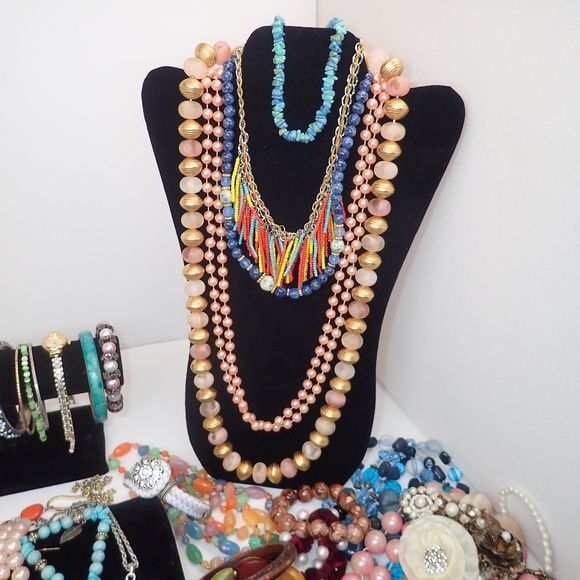 Bulk Jewelry lot A3 - 4lbs 10oz - Picture 3 of 9